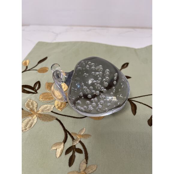 Vtg. Art Glass Clear Apple Paperweight Control Bubbles with Clear Leaves - Picture 5 of 7